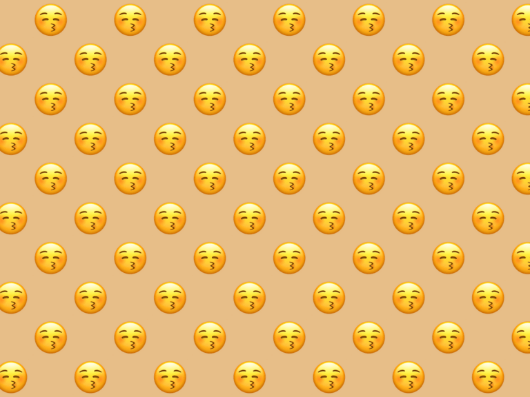 😚 Kissing Face With Closed Eyes Emoji Meaning – From Girl & Guy
